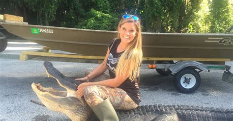 escort alligator dayton  POST NOW